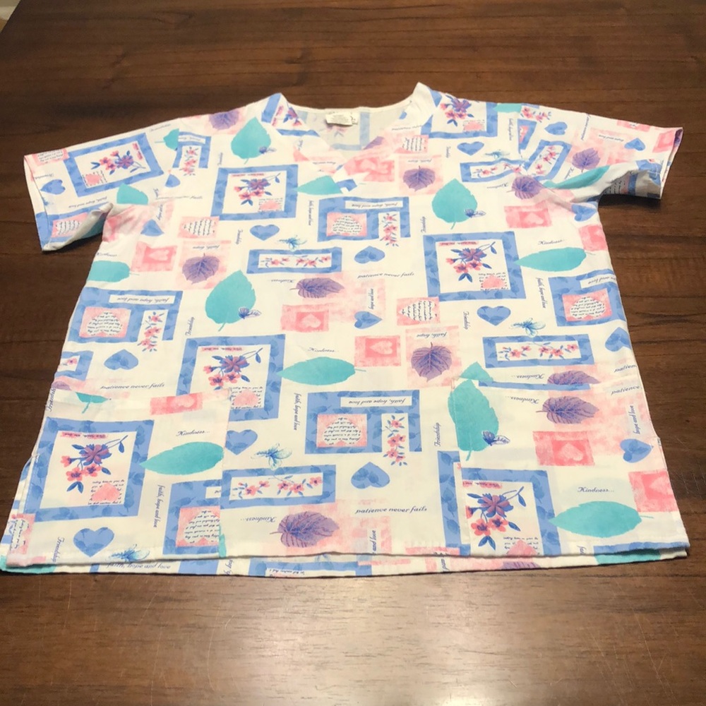 White Swan Scrub Top Small